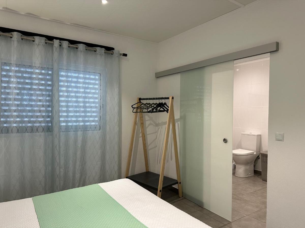 Paradise Apartments I Санта Круз да Флорес Екстериор снимка
