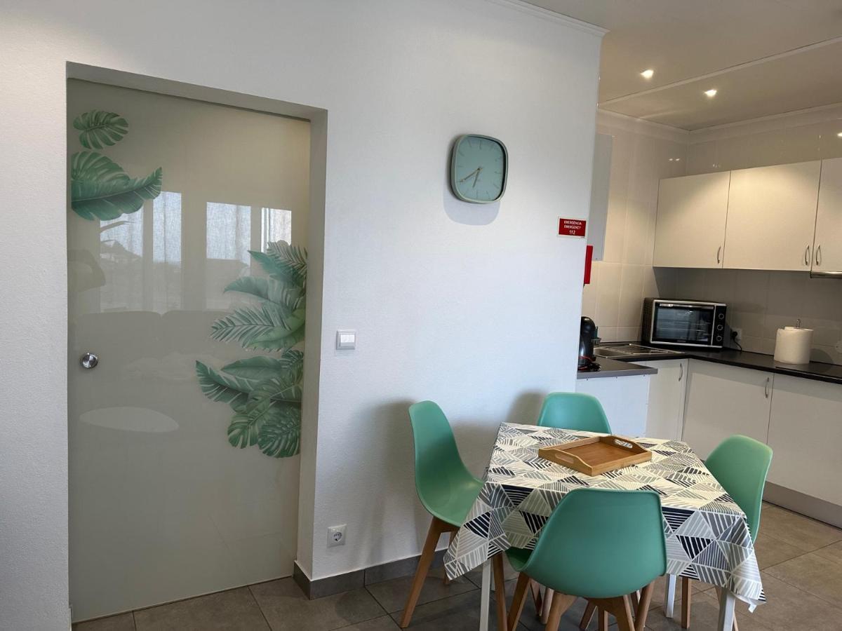 Paradise Apartments I Санта Круз да Флорес Екстериор снимка