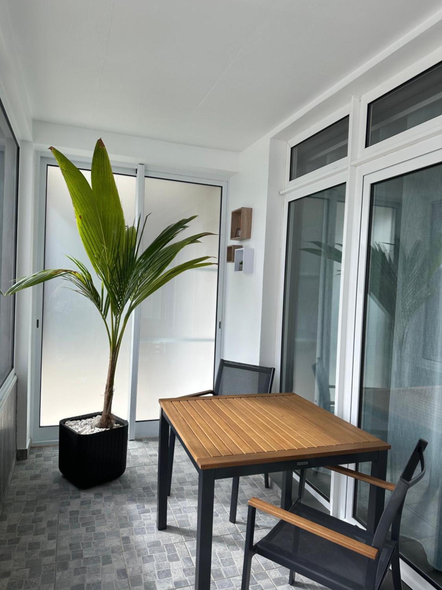 Paradise Apartments I Санта Круз да Флорес Екстериор снимка